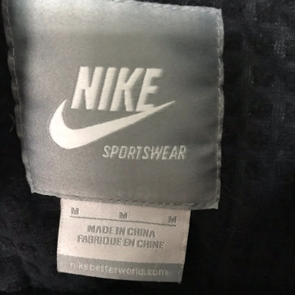 jacket - Picture 2 of 8